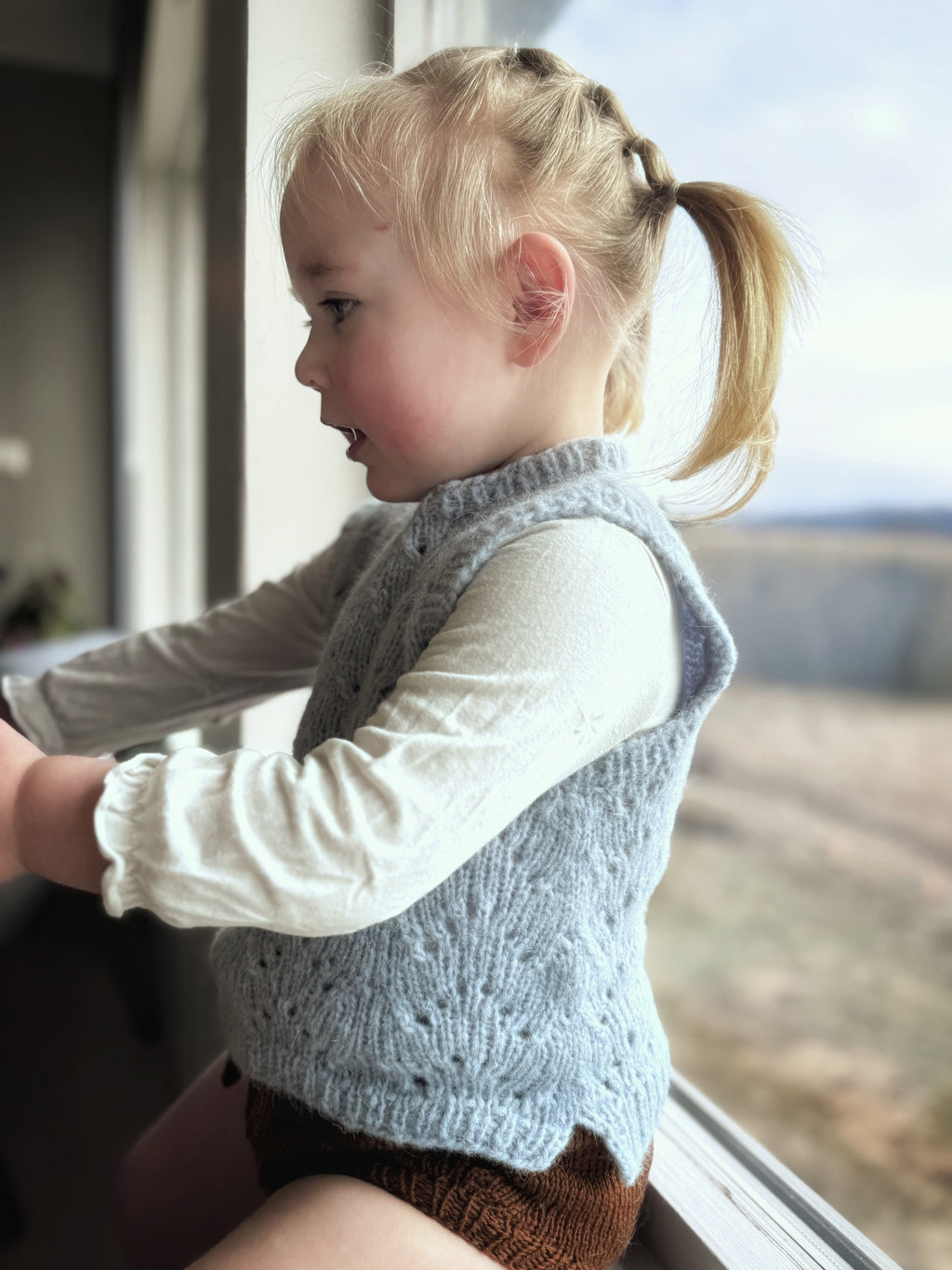 ELLIE VEST