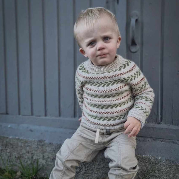 HOLLY-JOLLY SWEATER -Norsk oppskrift