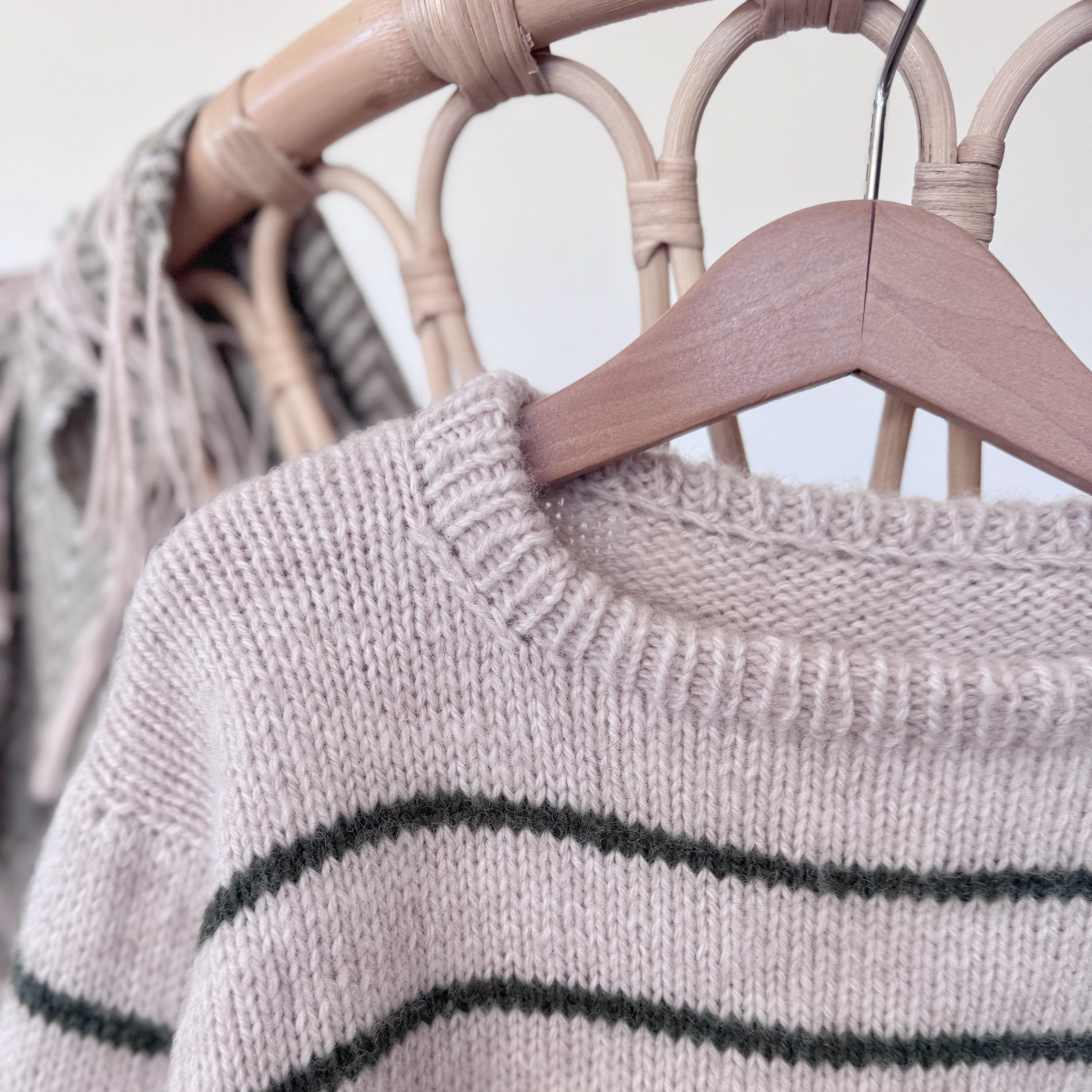 Hello spring sweater