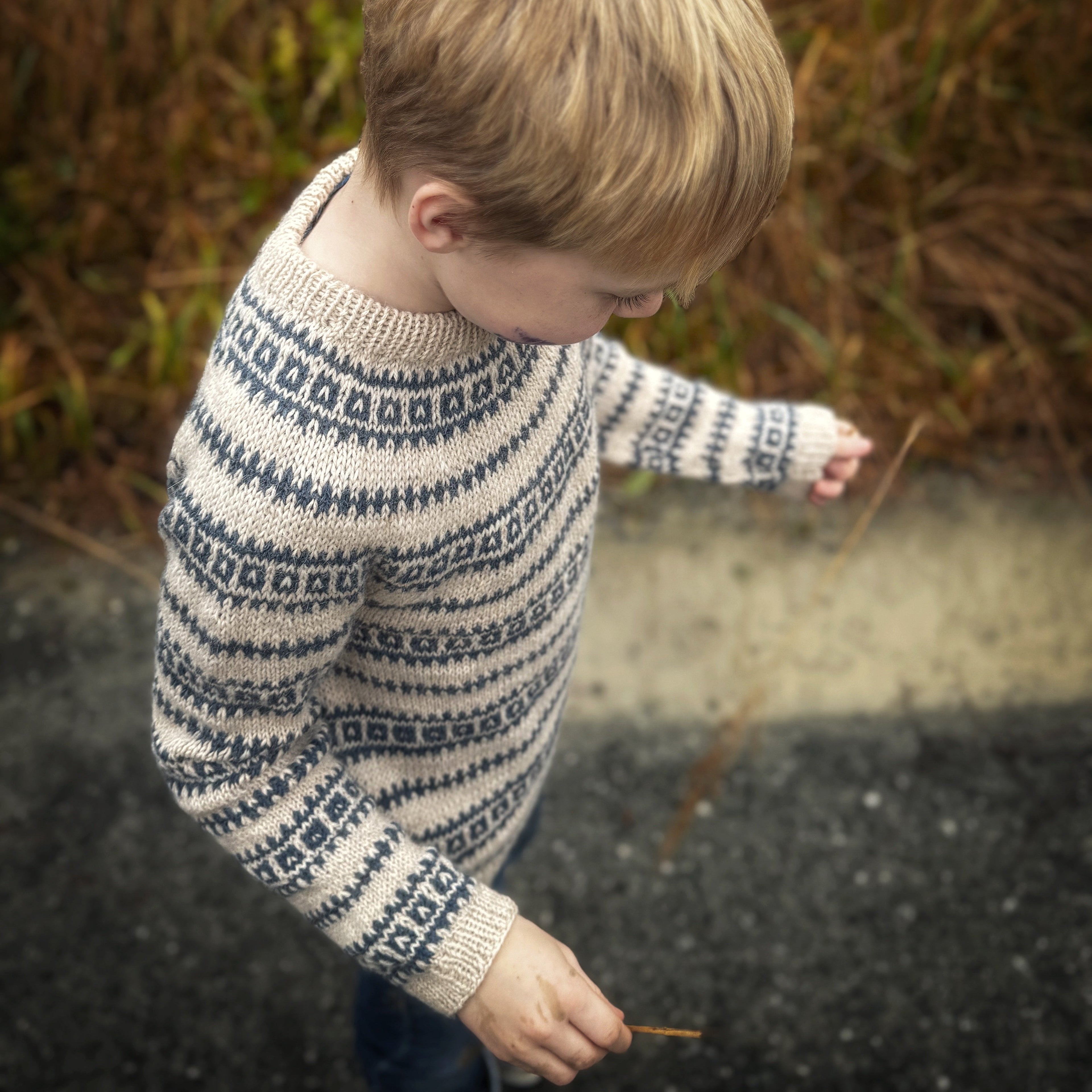 FANNAR SWEATER - Norsk oppskrift