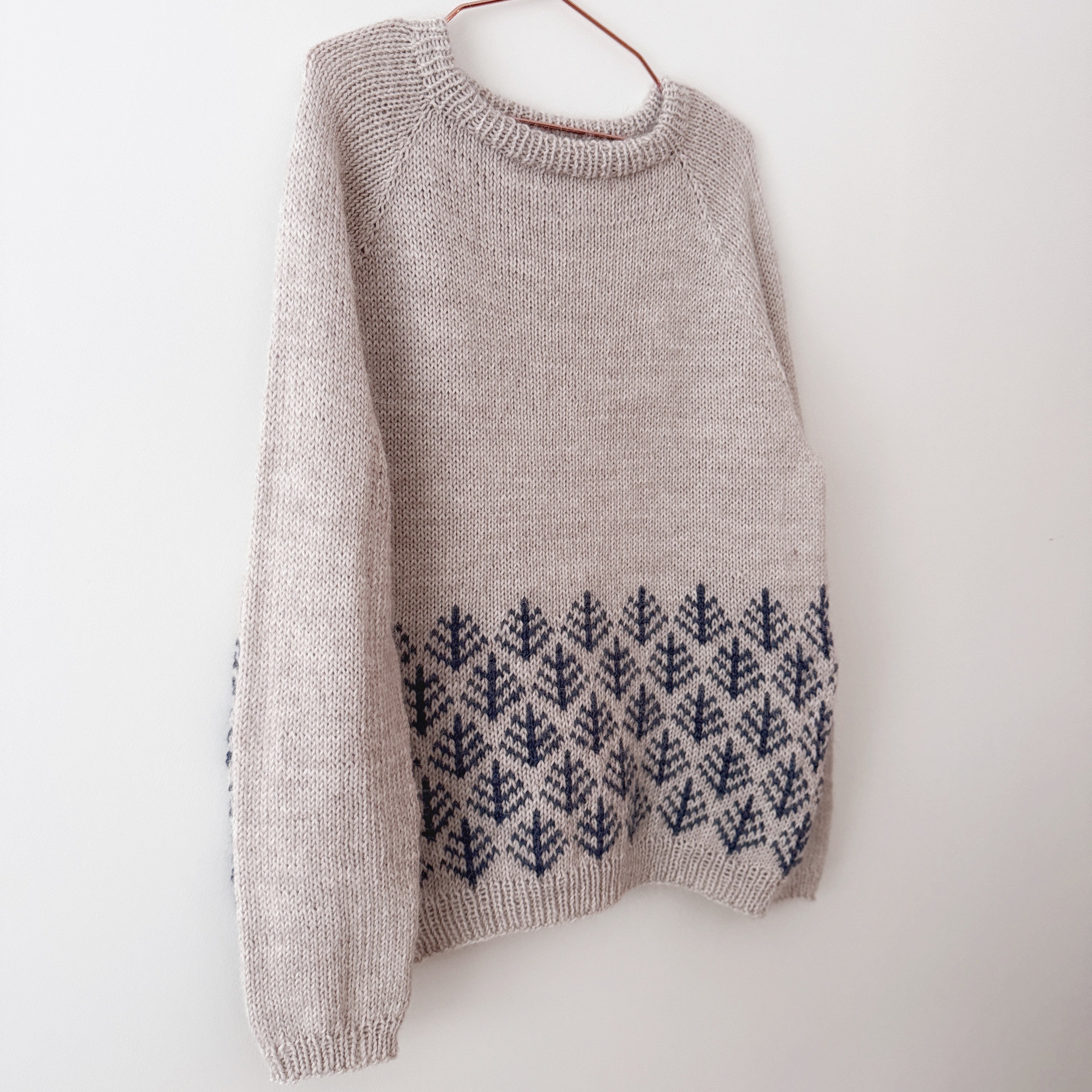 Northern-Hum sweater Barn