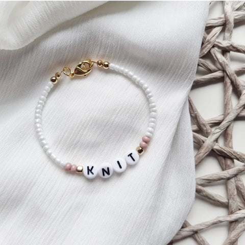 "KNIT" hvit