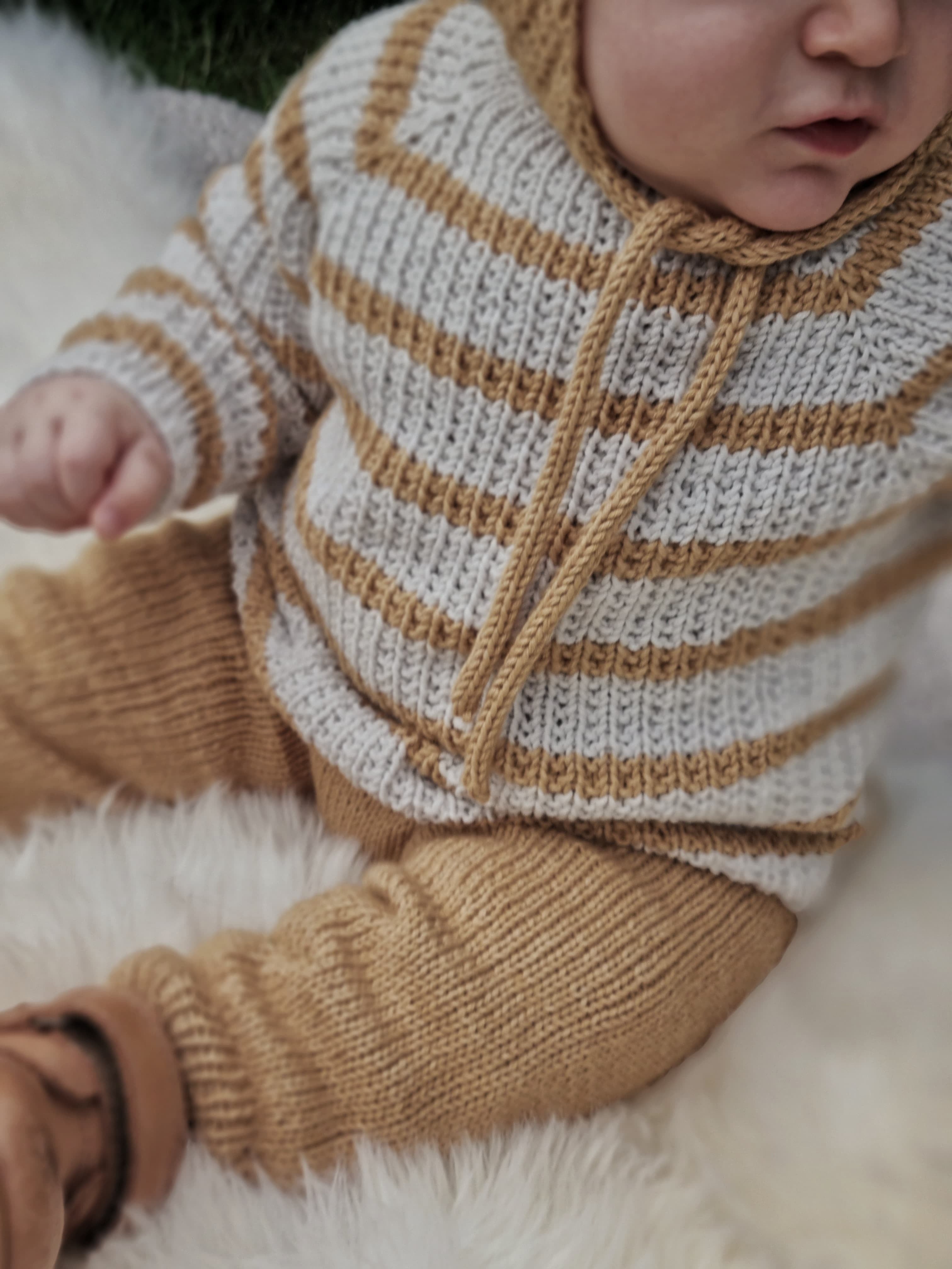 Heljar sweater ENGLISH